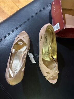 ALFRED SUNG Nude Pink Open-Toe Slingback Heels